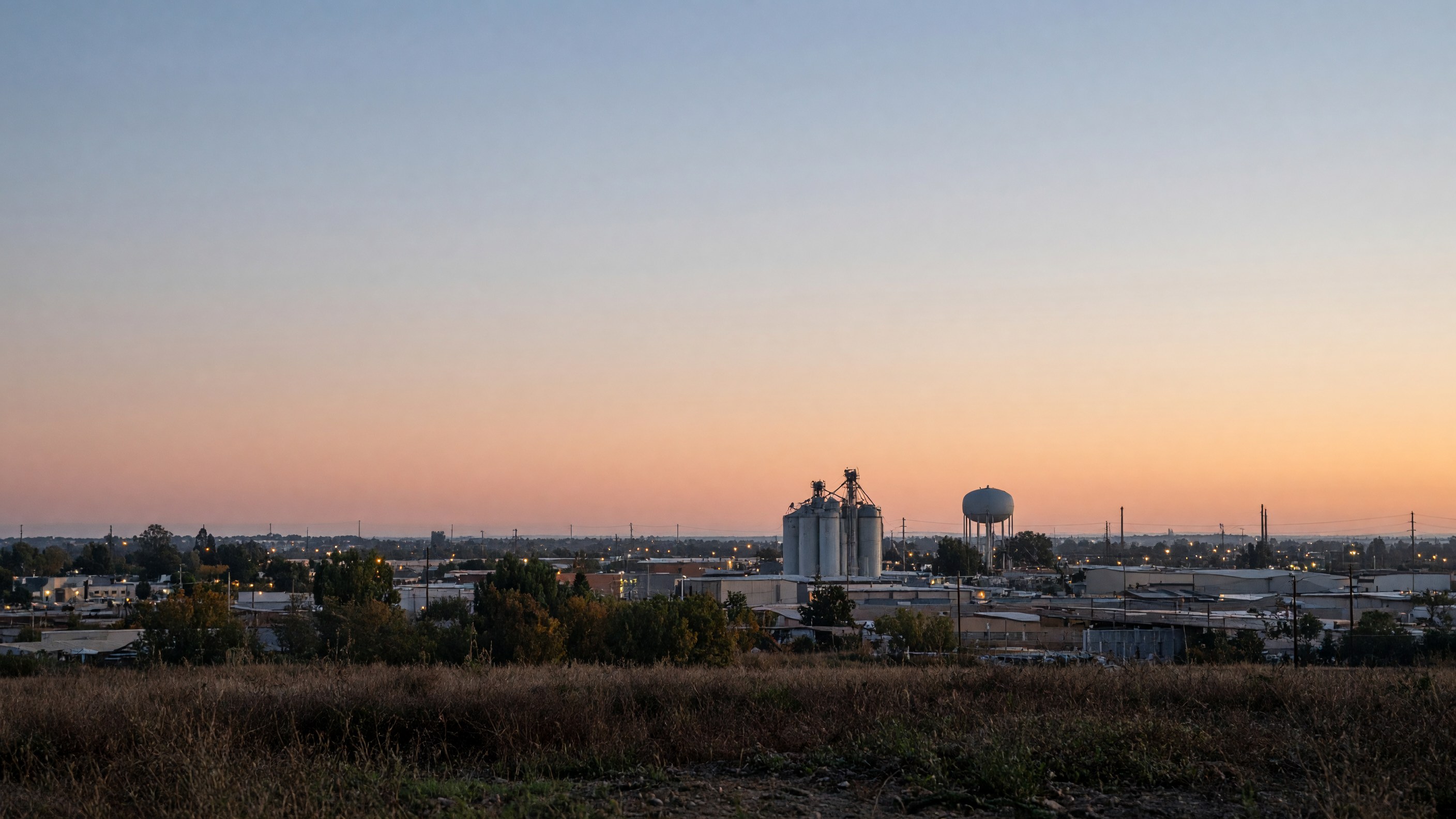 Tulare skyline at dusk