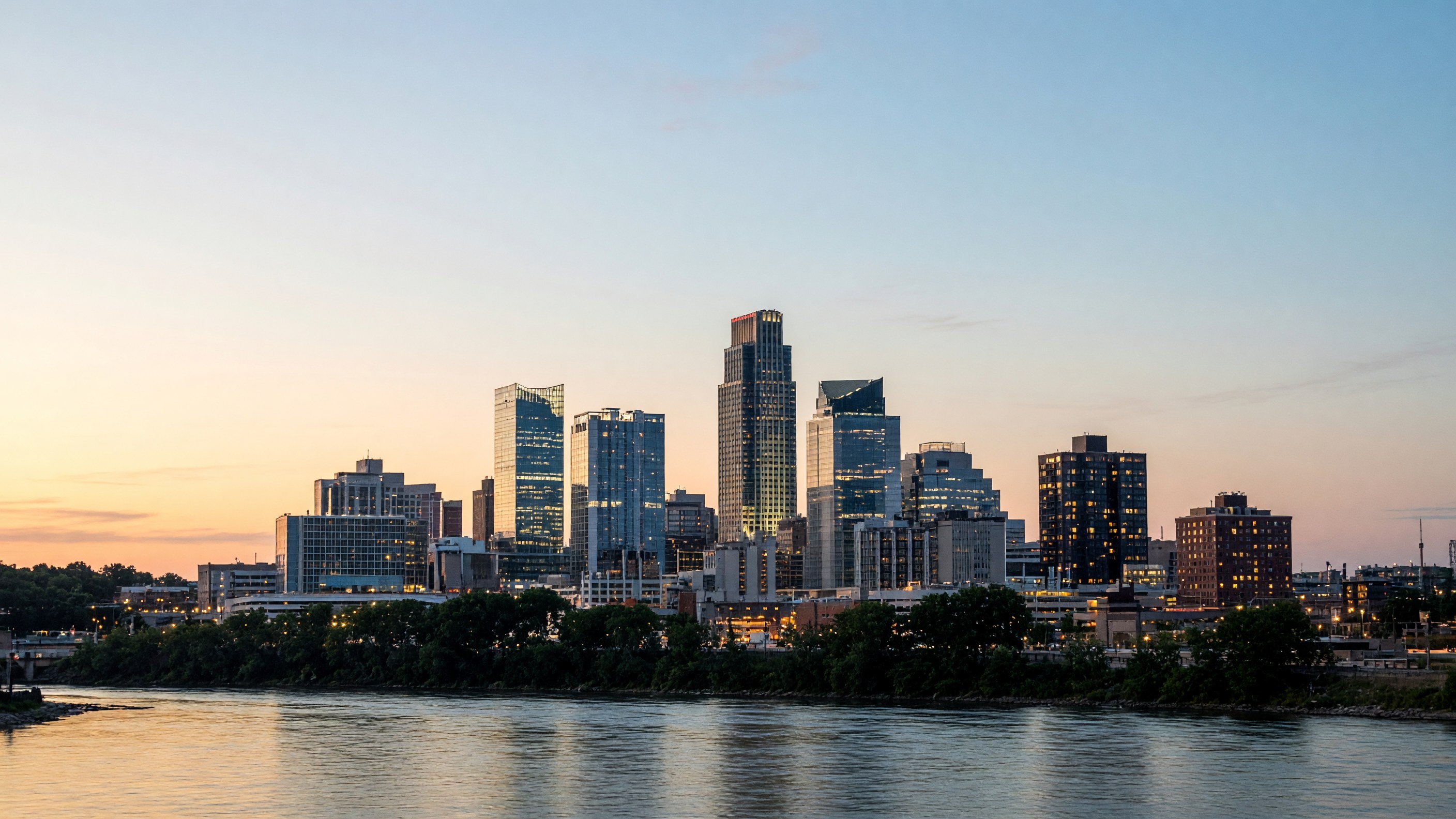 Omaha skyline at dusk