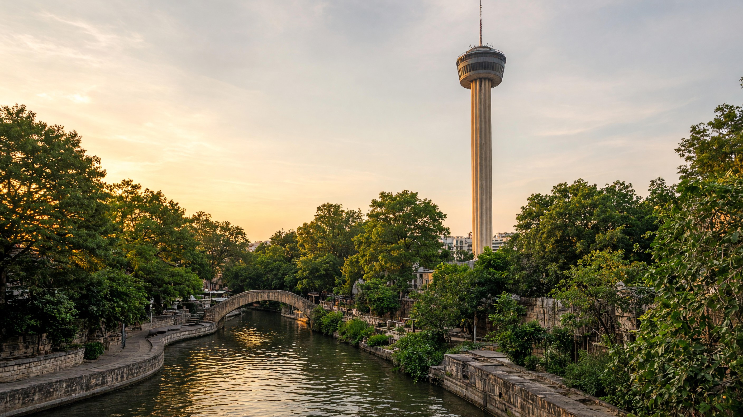 Tower of the Americas, San Antonio River Walk in San Antonio