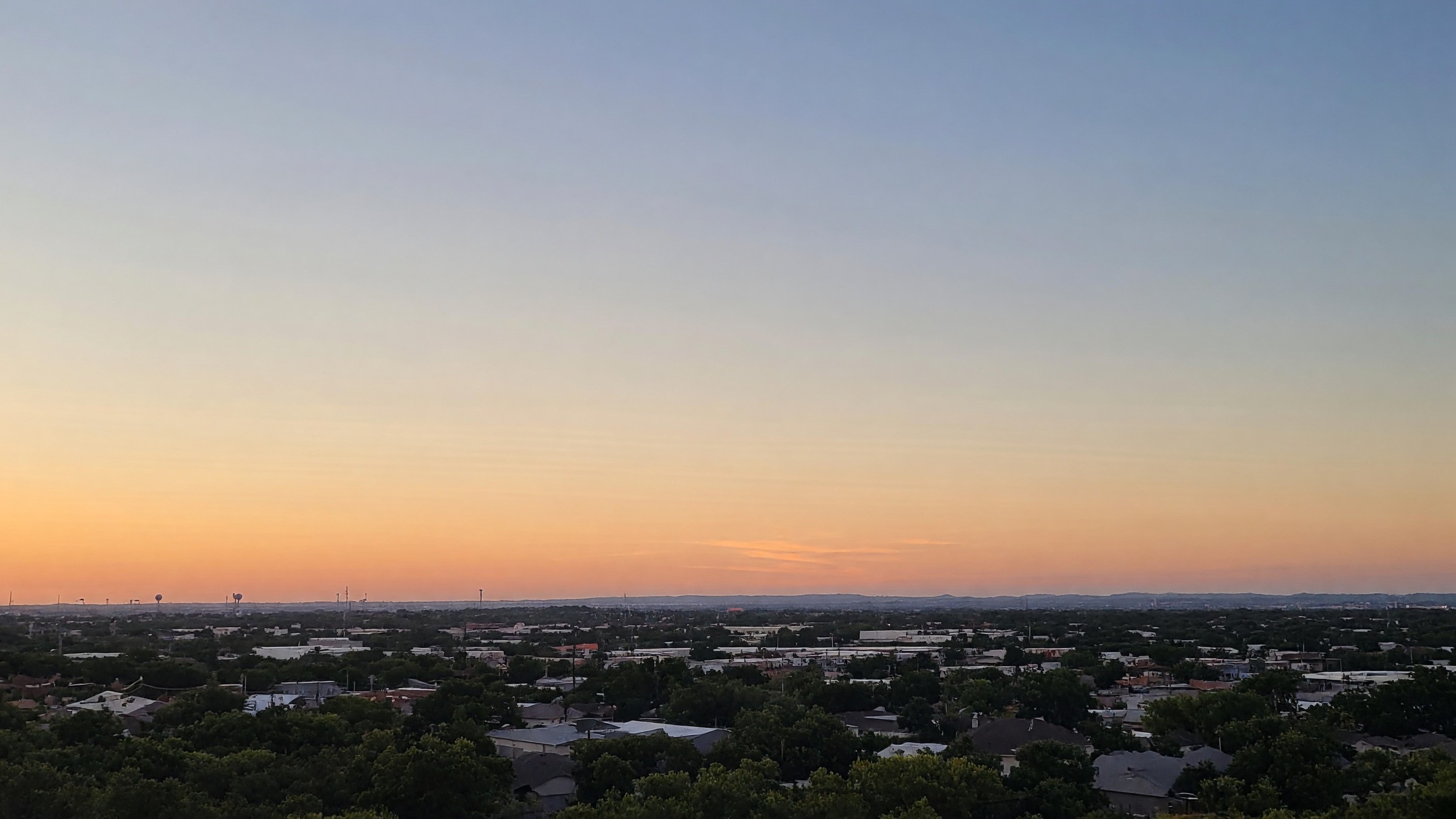 Leander skyline at dusk